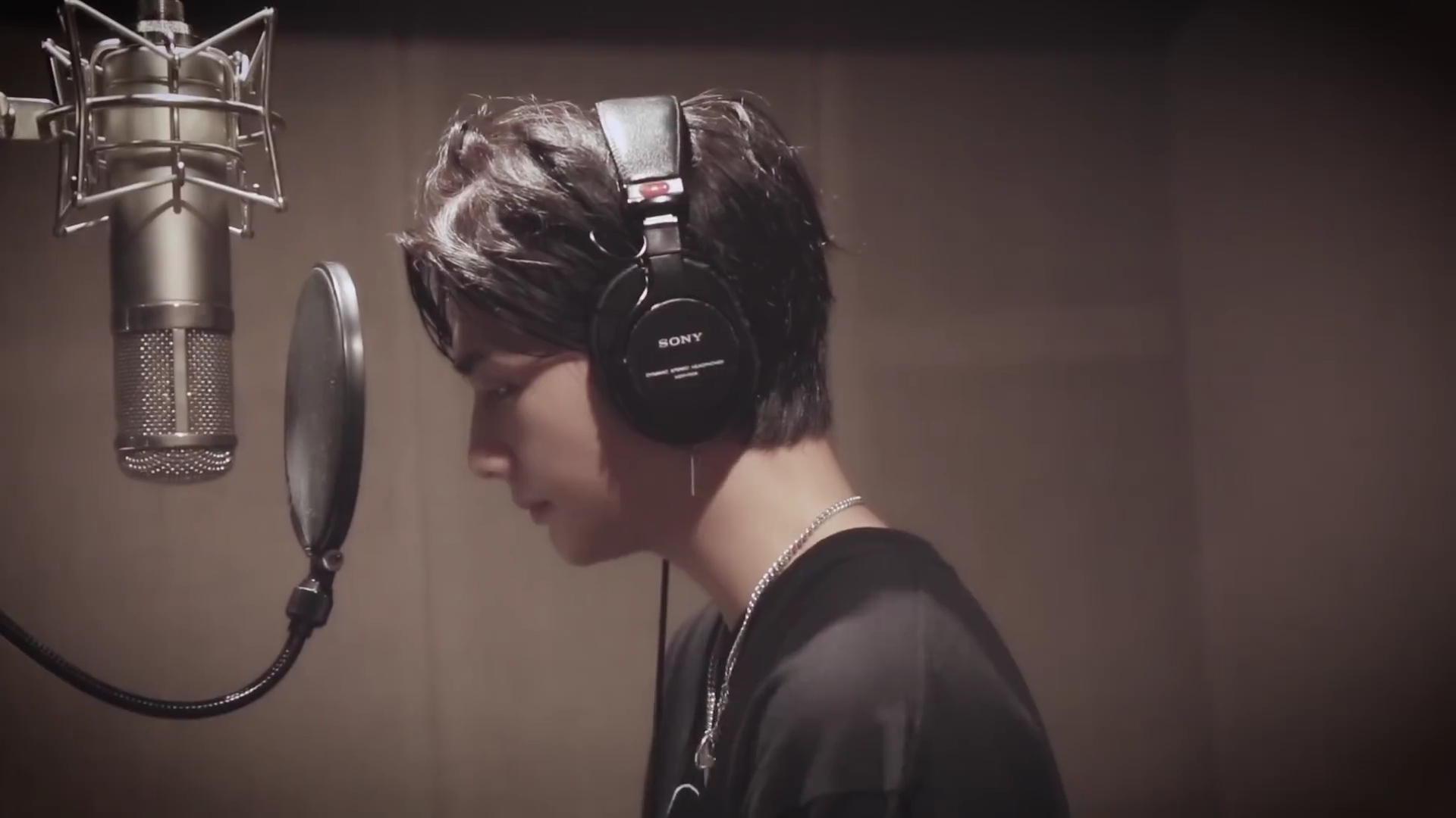 Stray Kids: INTRO: I am WHO