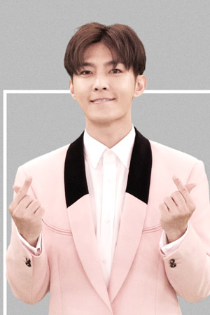 Aaron Yan