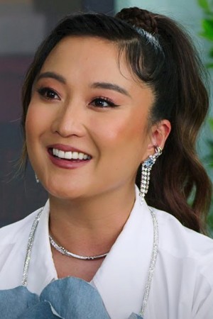 Image of Mindy Chen played by Ashley Park
