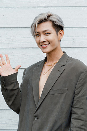 Aaron Yan