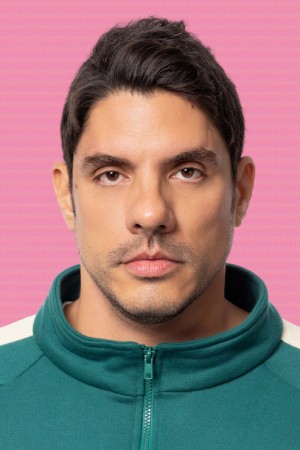 Image of Enrique 044 played by Enrique Saenz