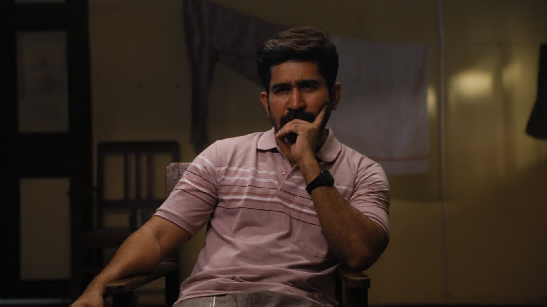 Download Shakthi Thirumagan (2025) 1
